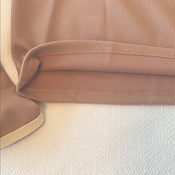 Storets Bell Sleeve Beige Top Size Small - Picture 7 of 8